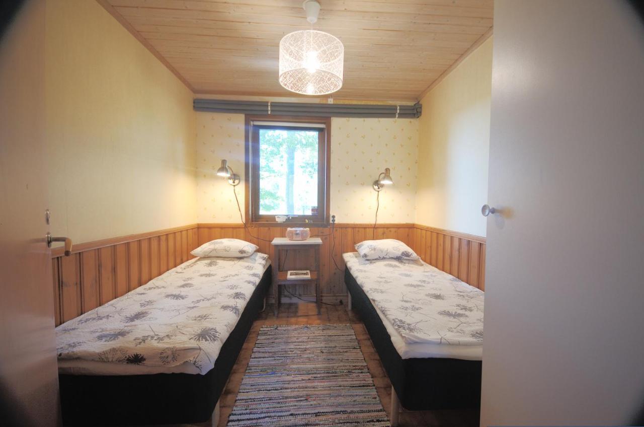 Gaeststugan Skara Exterior foto